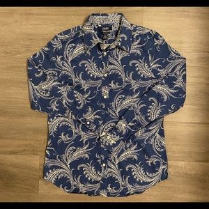 Blue and white patterned button up